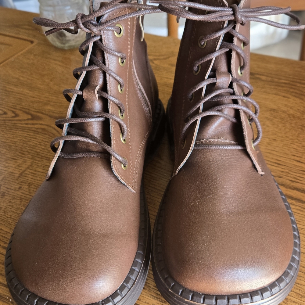 Women's Brown Leather Lace-Up Boots US 8.5